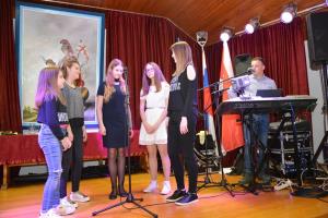 53869287_10205450204372337_5208396549394006016_n