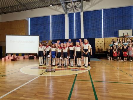 351227195_194296853136395_4406831036859551904_n