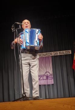 469097892_556755267237605_4531442011392975851_n