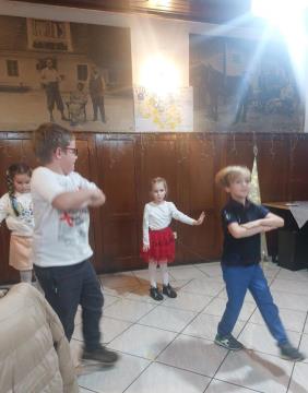 7ea6bb12-1526-4656-af29-53e9c4e06f3a