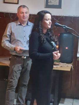 f8f2f383-83a5-4b92-8c30-843740357005