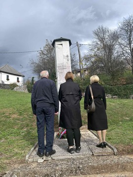 IMG-135dcf7564f4df285112a052de346e90-V