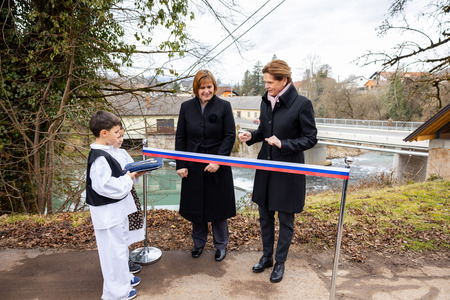 Prerez traku - Uradna predaja mostu v Gradacu