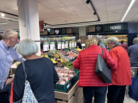 Prenovljena Gala Metlika
